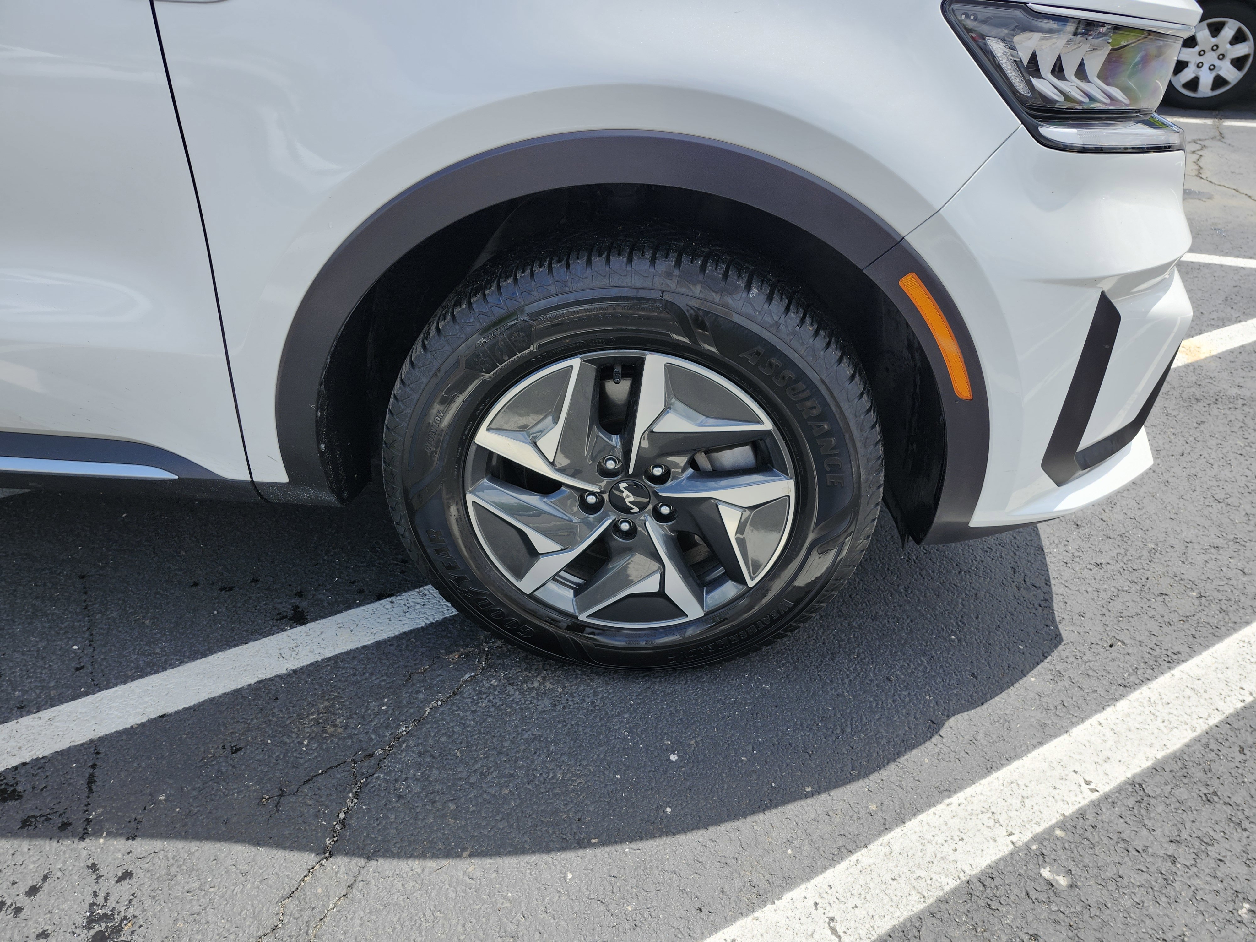 Used 2022 Kia Sorento S FWD image 12