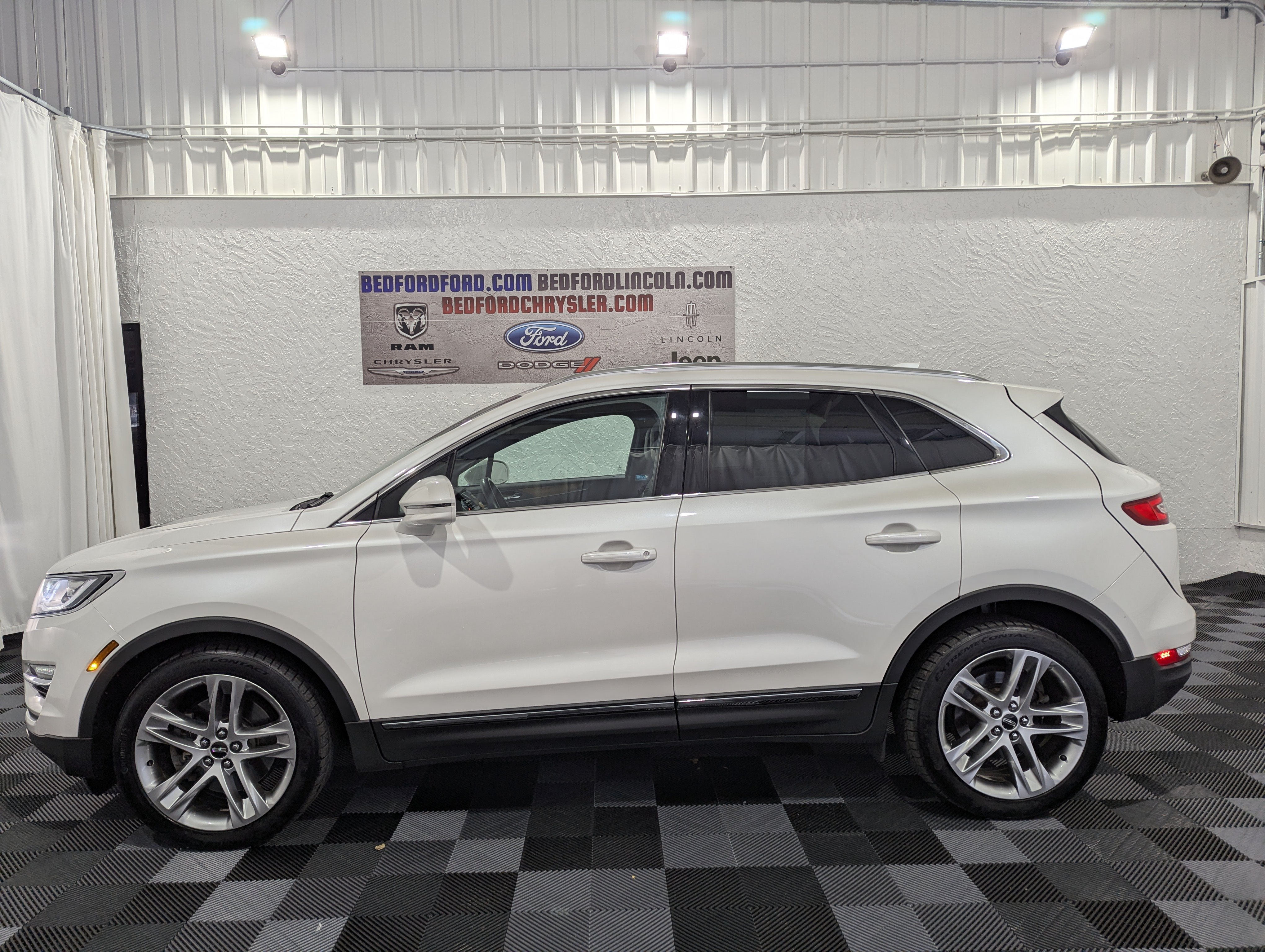Used 2015 Lincoln MKC AWD w/ Equipment Group 102A Reserve image 2