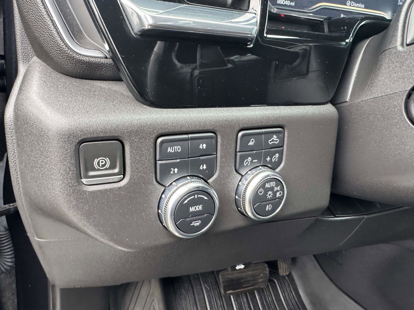 Used 2023 GMC Sierra 1500 SLT w/ SLT Premium Package AWD/4WD image 31