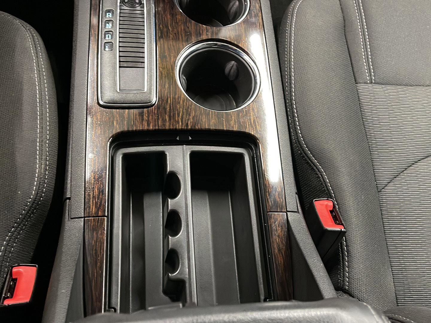 Used 2016 Chevrolet Traverse LT w/ Style and Technology Package image 14