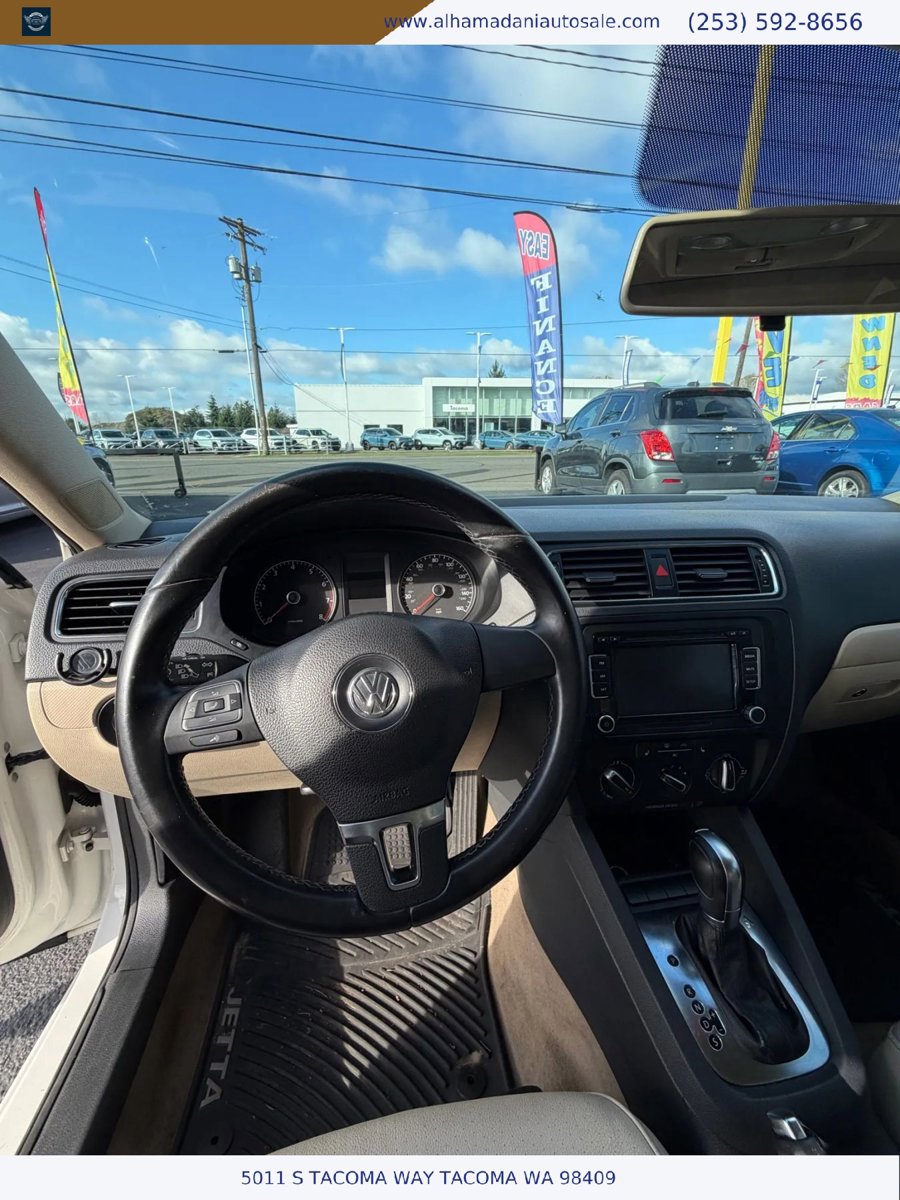 Used 2011 Volkswagen Jetta SE image 17