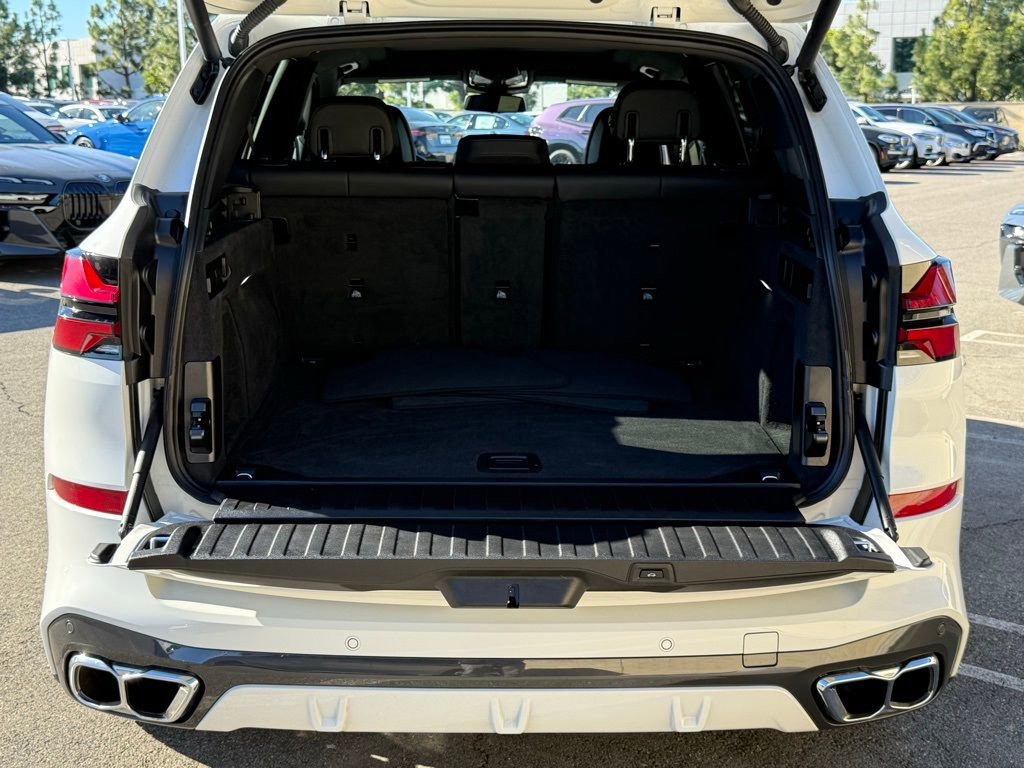 Certified 2025 BMW X5 M60i w/ Parking Assistance Package image 16
