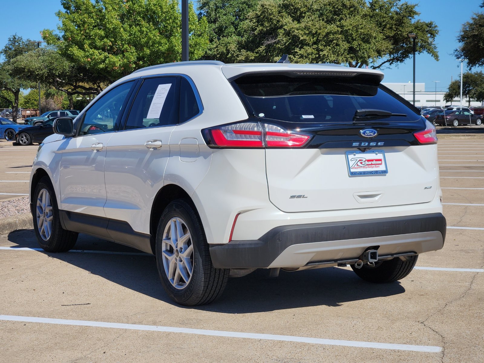 Used 2023 Ford Edge SEL w/ Convenience Package AWD/4WD image 4