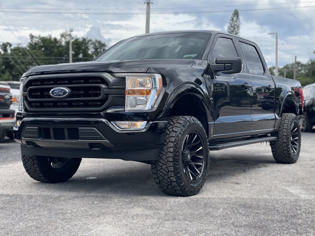 Used 2021 Ford F150 XLT w/ Equipment Group 301A Mid AWD/4WD image 18
