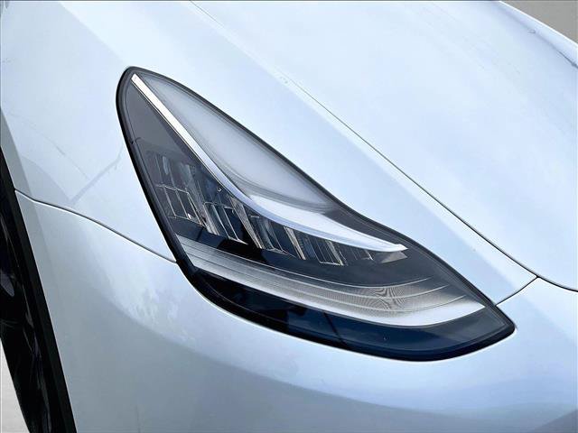 Used 2023 Tesla Model Y Long Range AWD/4WD image 26