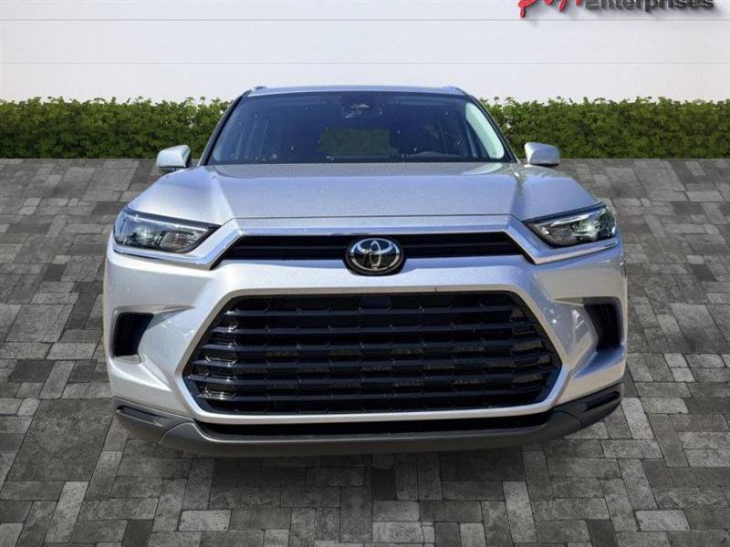 Used 2026 Toyota Grand Highlander FWD image 5