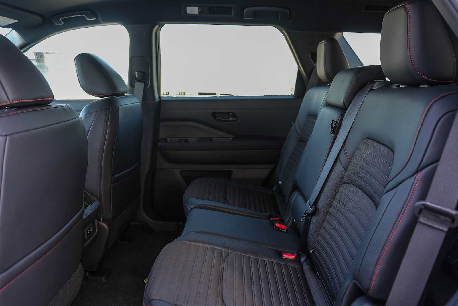 New 2026 Nissan Pathfinder Rock Creek AWD/4WD image 21