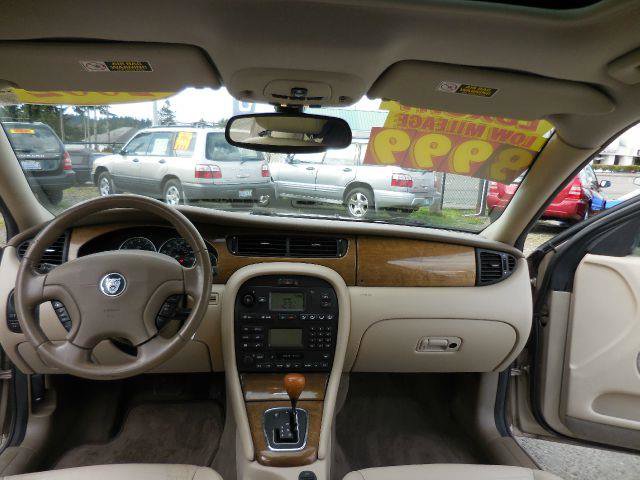 Used 2002 Jaguar X-TYPE 3.0 image 18