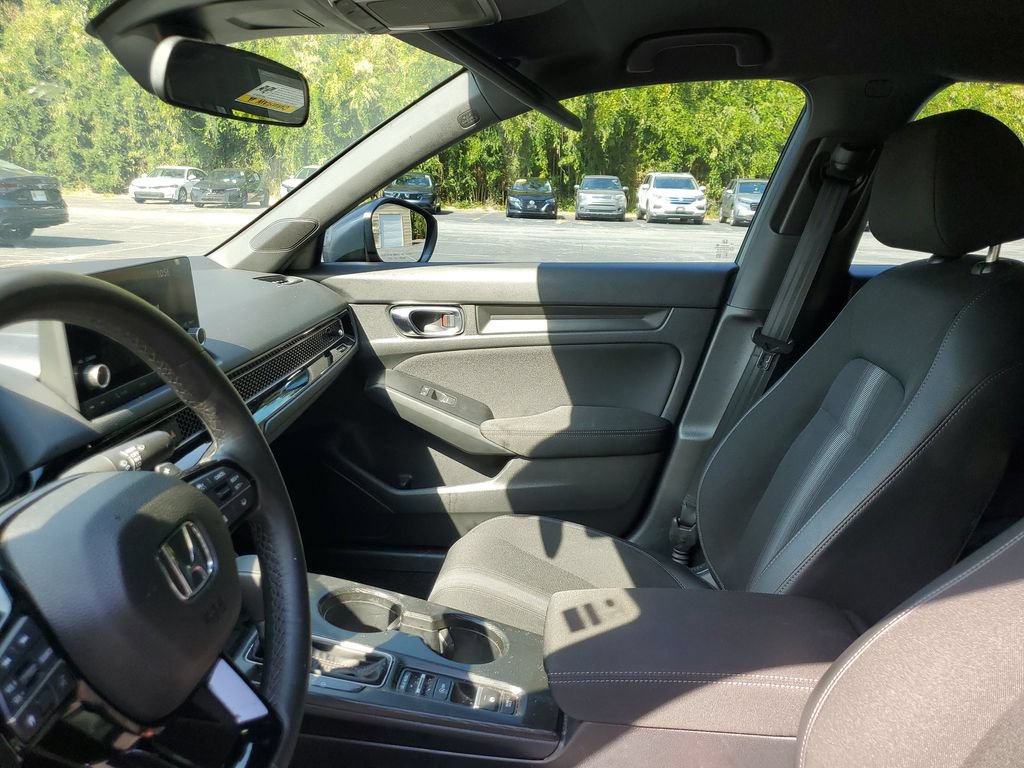 Used 2025 Honda Civic Sport image 19