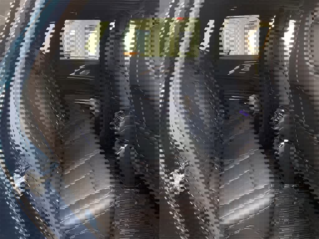 Certified 2025 Cadillac Lyriq Luxury w/ LPO, Floor Liner Package image 18