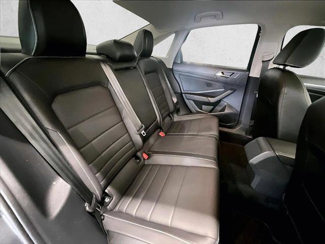 Used 2024 Volkswagen Jetta SE image 29