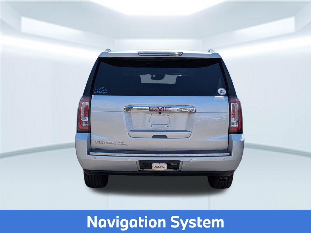 Used 2018 GMC Yukon XL Denali w/ Denali Ultimate Package AWD/4WD image 4
