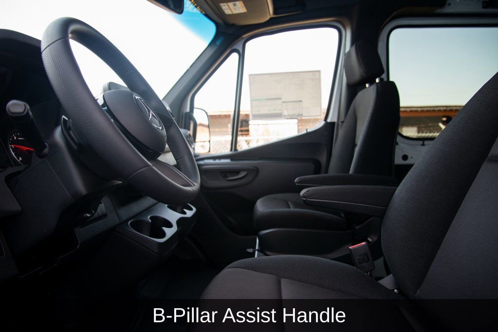 Used 2025 Mercedes-Benz Sprinter 144 Cargo image 16