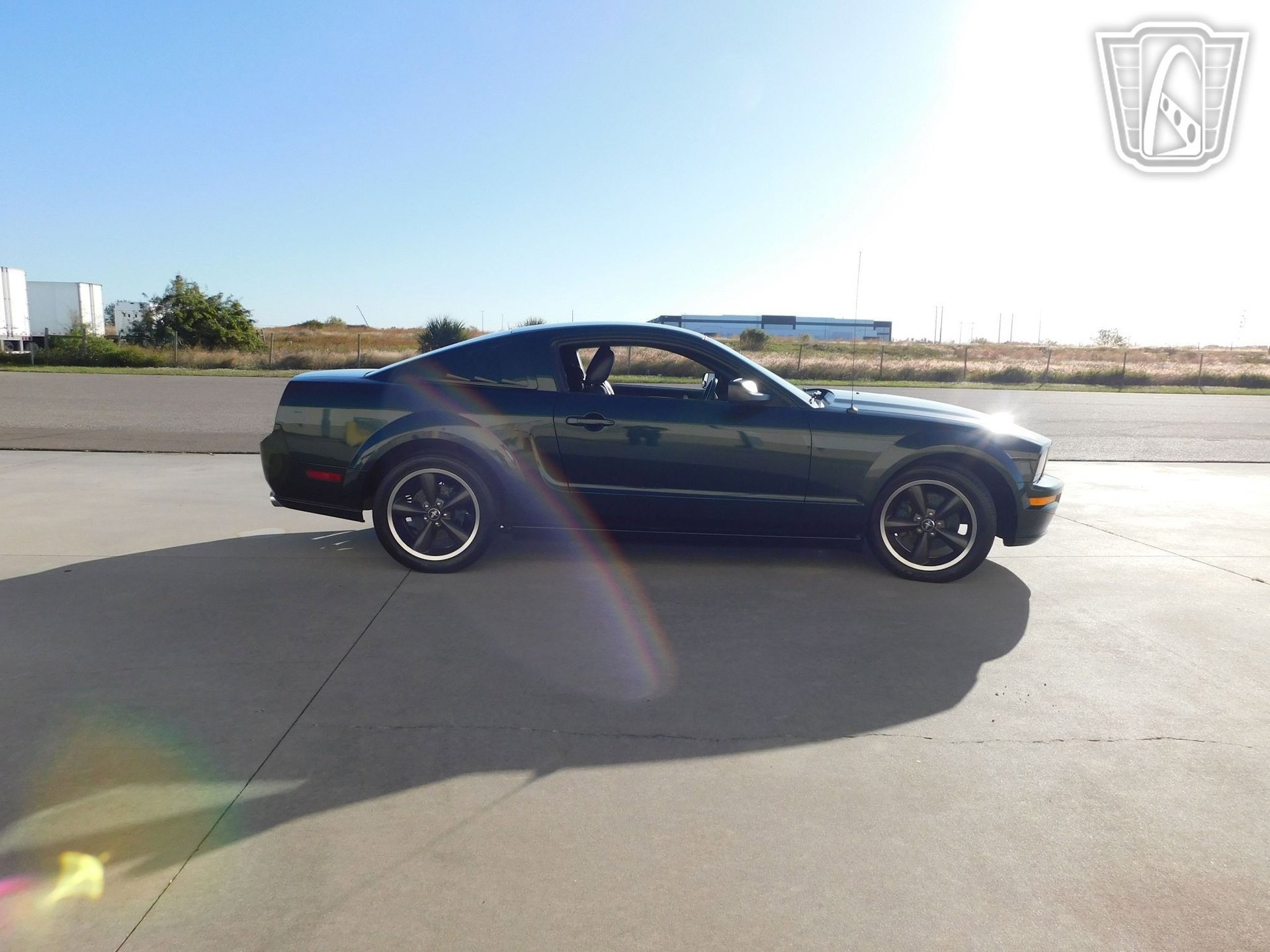 Used 2008 Ford Mustang Bullitt RWD image 3