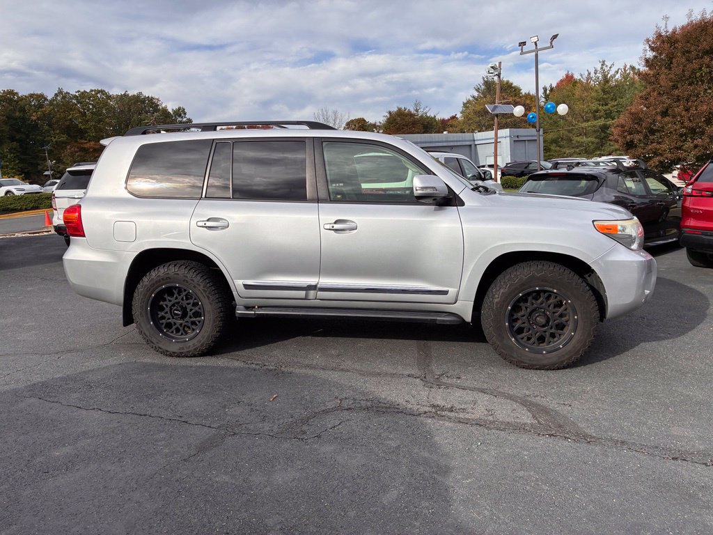 Used 2013 Toyota Land Cruiser AWD/4WD image 8
