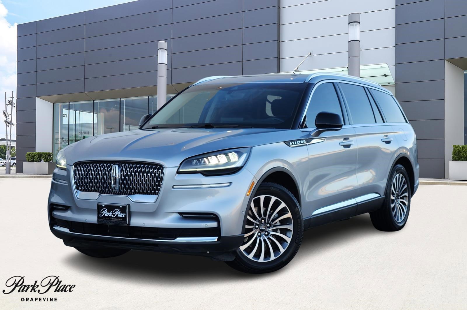Used 2022 Lincoln Aviator Reserve w/ Equipment Group 201A video 1