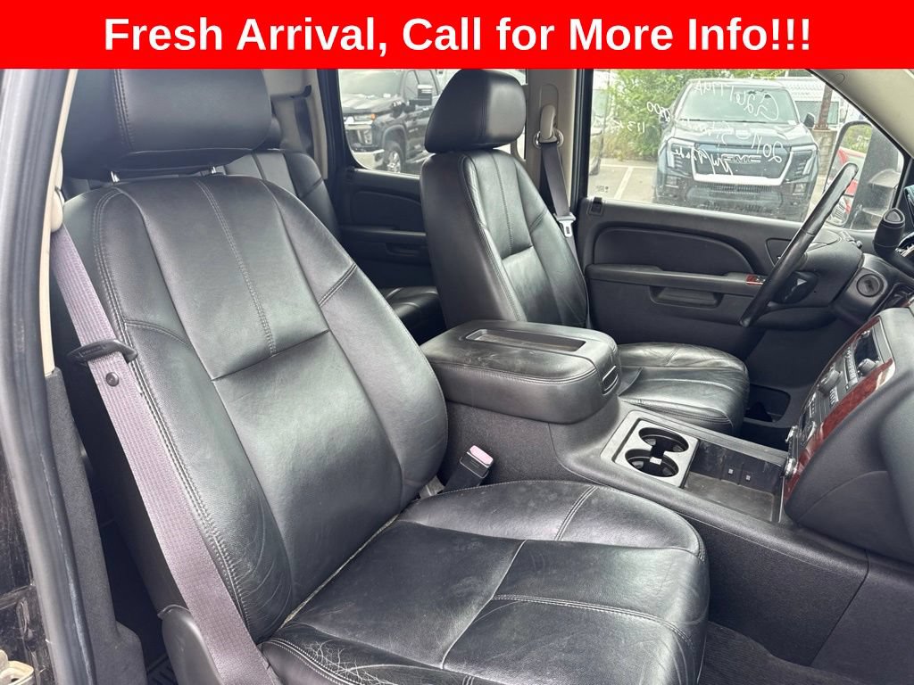 Used 2011 Chevrolet Silverado 2500 LTZ w/ LTZ Plus Package AWD/4WD image 9
