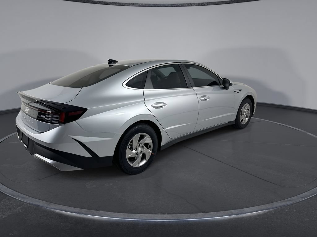 New 2026 Hyundai Sonata SE FWD image 8
