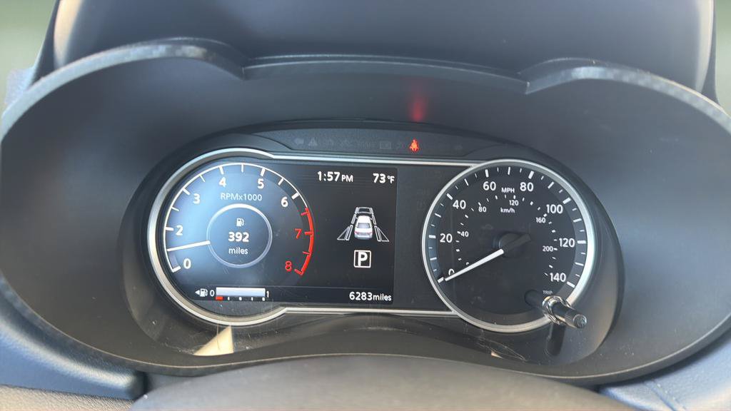 Certified 2025 Nissan Versa SV w/ Trunk Package FWD image 10