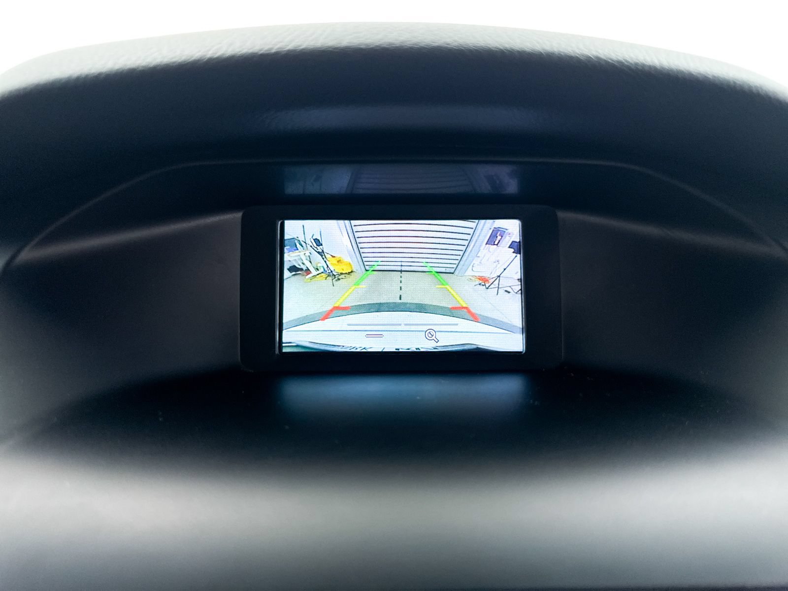 Used 2018 Ford Focus SE FWD image 8