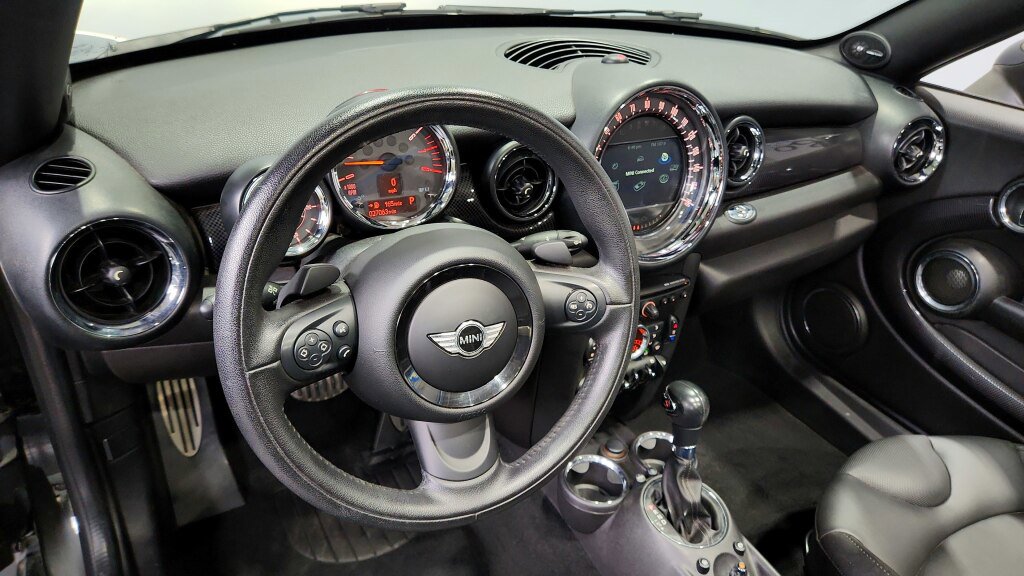 Used 2015 MINI Cooper Roadster S image 16