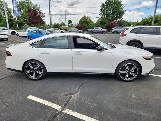 Used 2025 Honda Accord Sport image 7