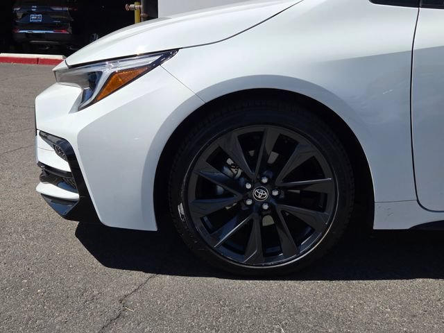 Used 2025 Toyota Corolla SE w/ Convenience Package FWD image 9