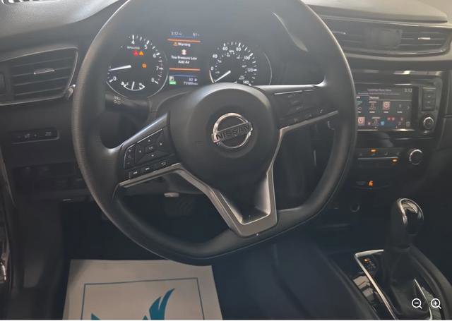 Used 2019 Nissan Rogue S image 11