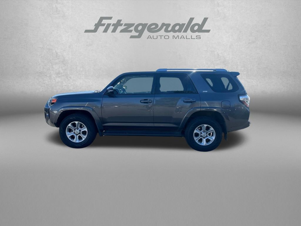 Used 2018 Toyota 4Runner SR5 Premium image 2