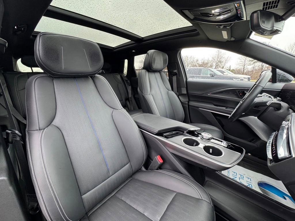 Certified 2024 Cadillac Lyriq Luxury w/ LPO, Floor Liner Package image 31