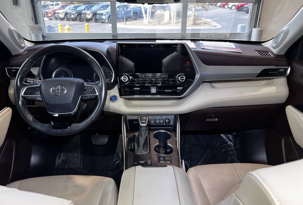 Certified 2020 Toyota Highlander Platinum image 15
