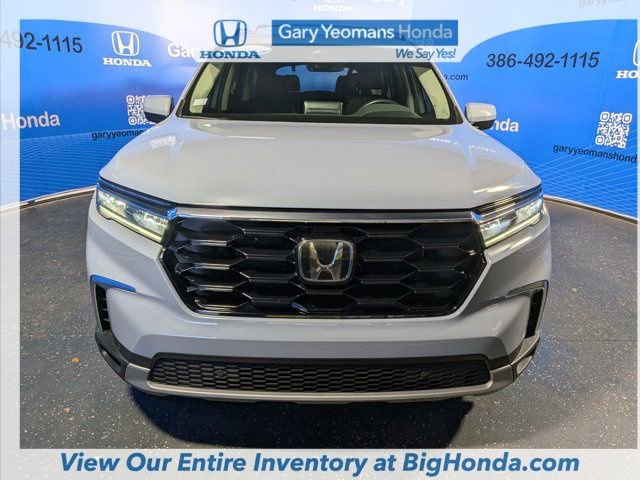 Used 2024 Honda Pilot Touring image 20