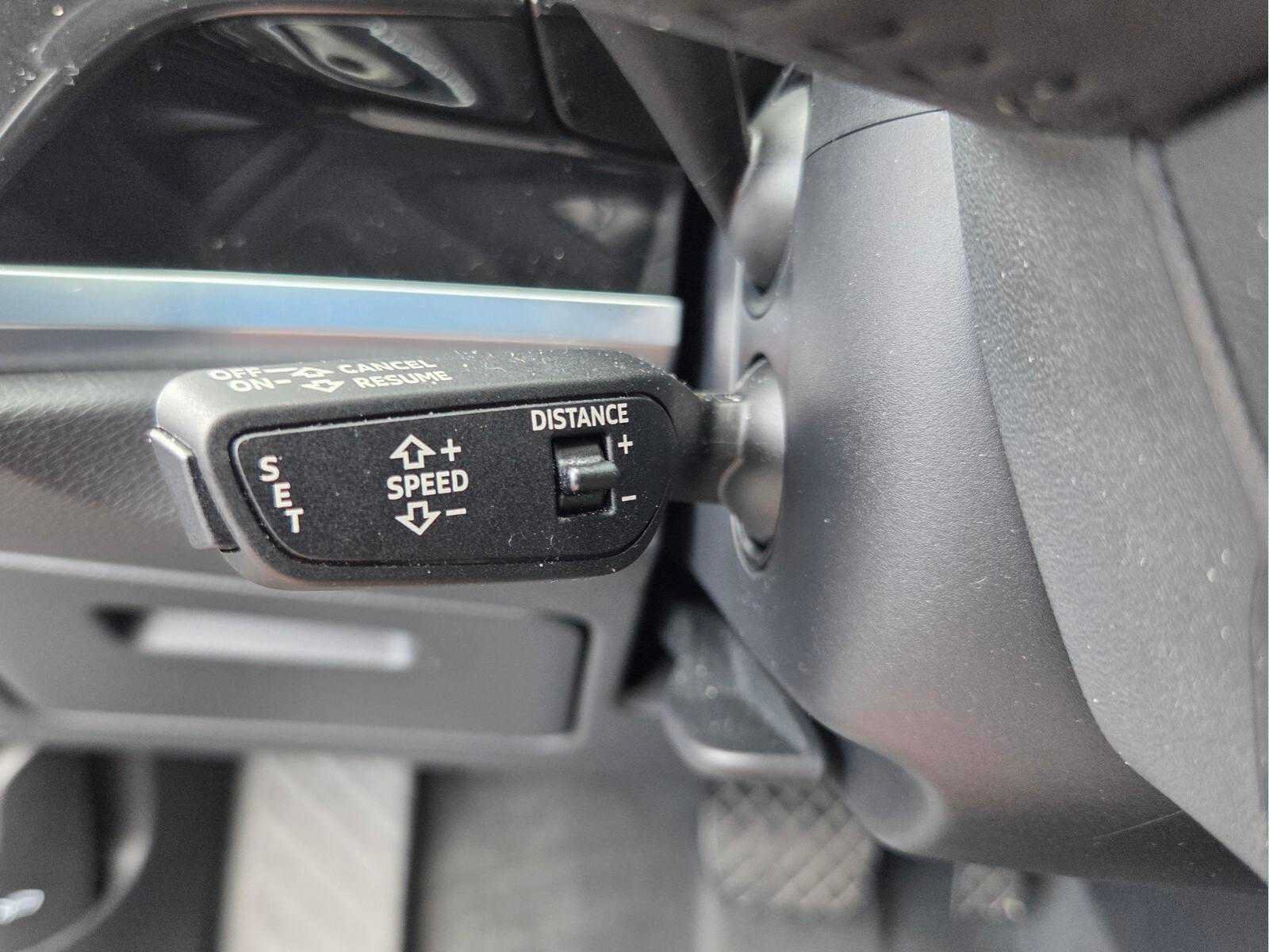 Used 2020 Audi Q3 2.0T Premium Plus w/ Premium Plus Package AWD/4WD image 29