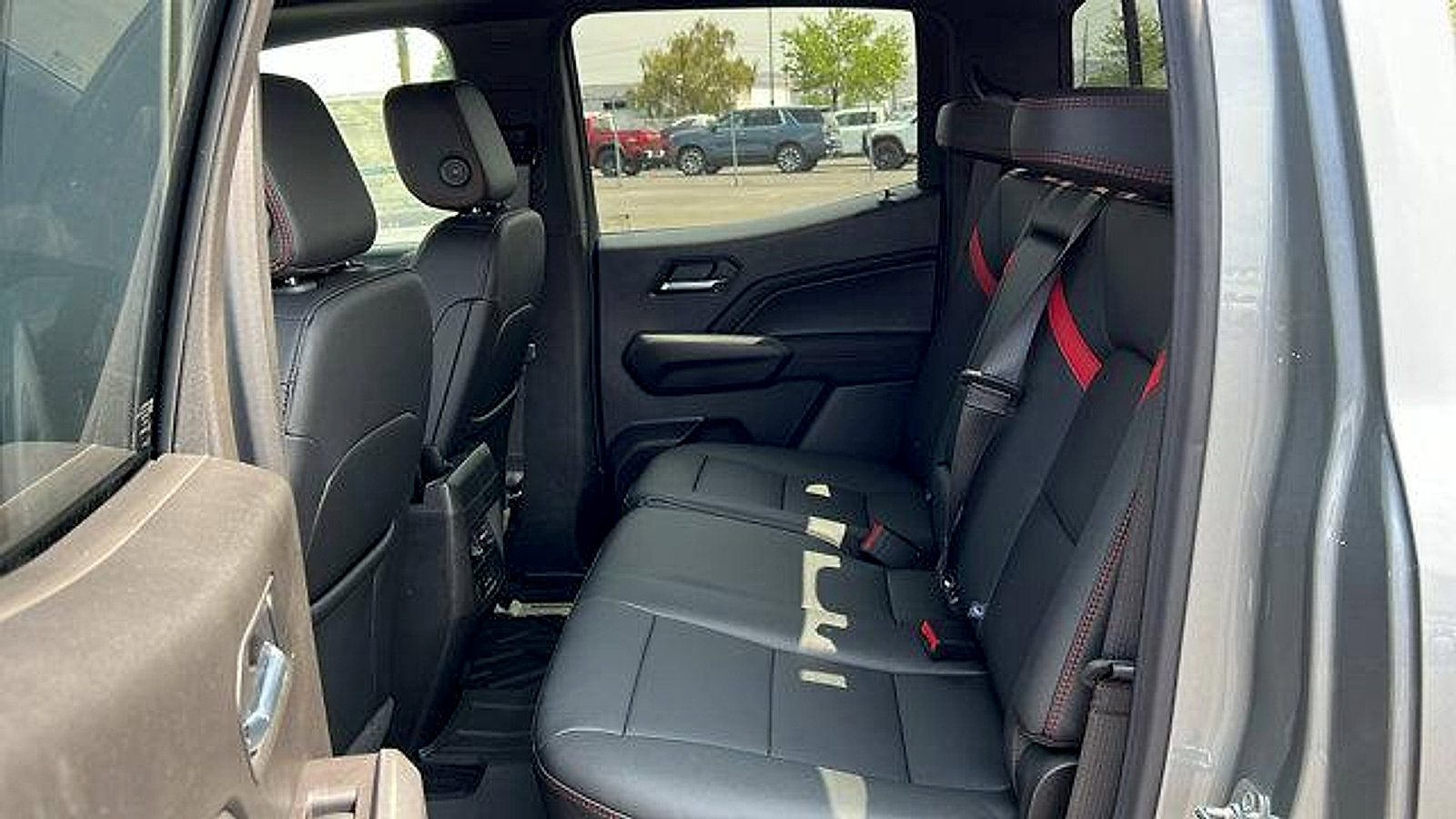 New 2026 Chevrolet Colorado Z71 w/ Technology Package image 15