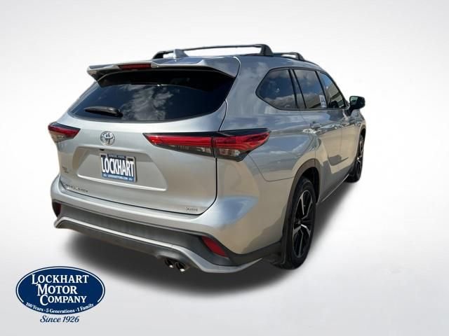 Used 2021 Toyota Highlander XSE image 6