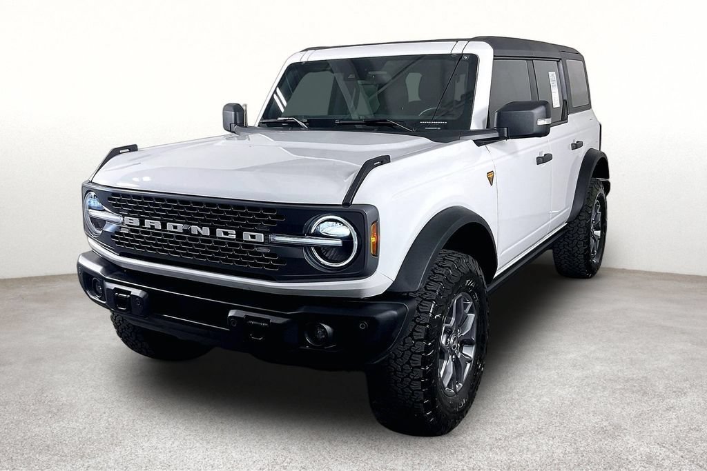 Used 2025 Ford Bronco Badlands AWD/4WD image 14