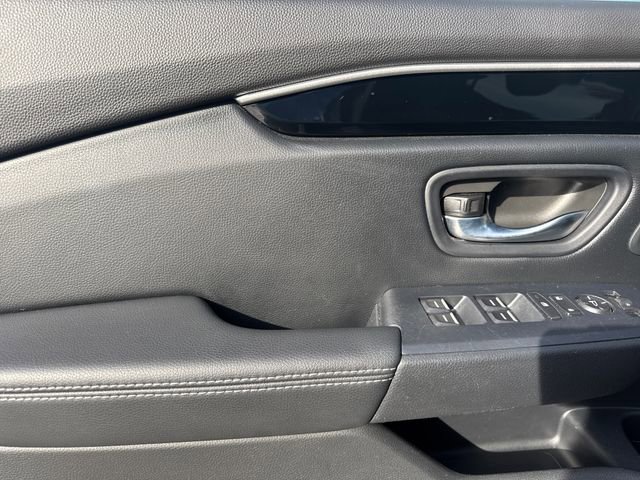 Used 2024 Honda Pilot Touring image 13