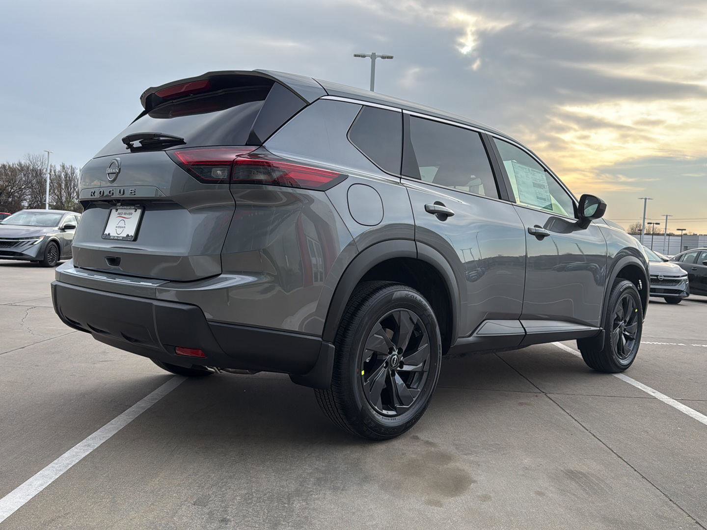 New 2026 Nissan Rogue SV w/ Cold Weather Package FWD image 5
