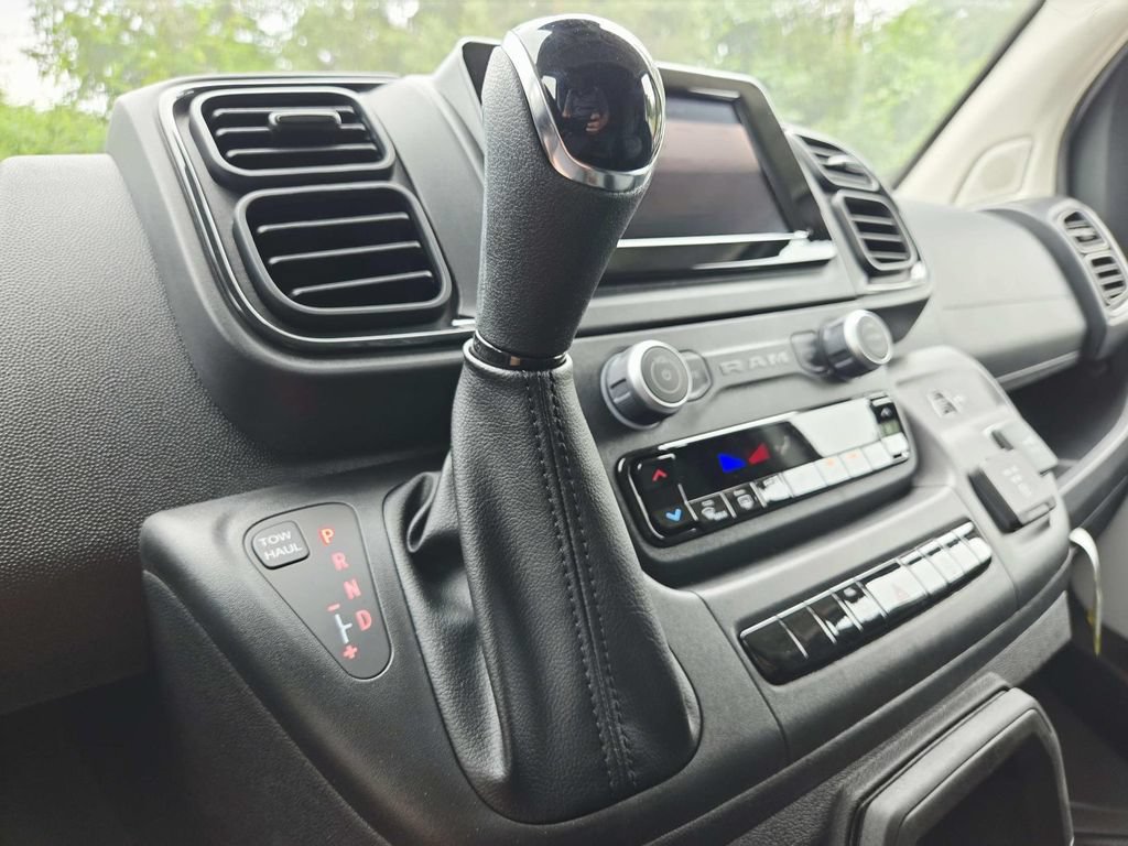 New 2026 RAM ProMaster 3500 w/ Convenience Group FWD image 25