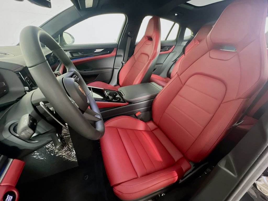 New 2026 Porsche Panamera 4 image 5