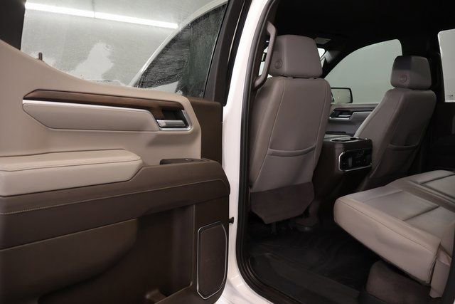 Used 2022 GMC Sierra 1500 SLT w/ SLT Convenience Package image 29