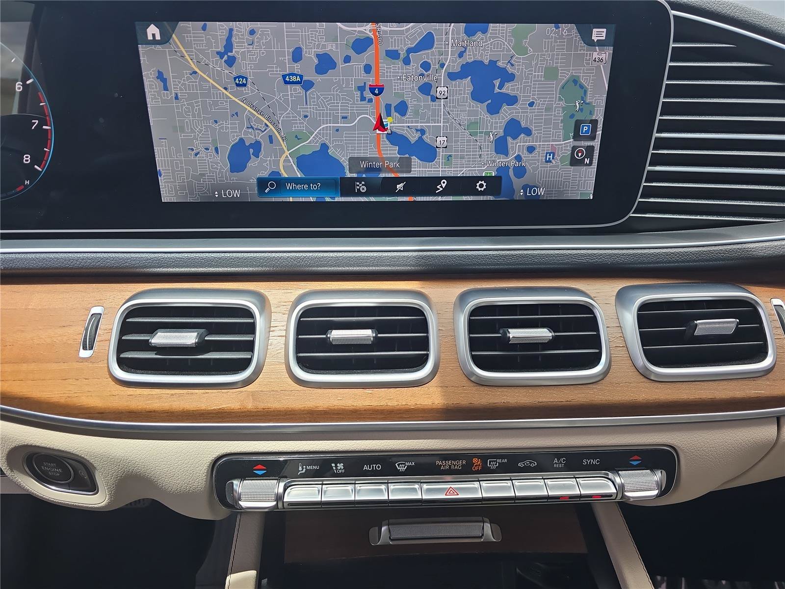 Used 2023 Mercedes-Benz GLE 350 4MATIC w/ Premium Package image 20