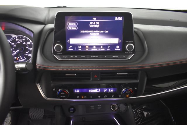 Used 2025 Nissan Rogue SV w/ Rock Creek Premium Package AWD/4WD image 19