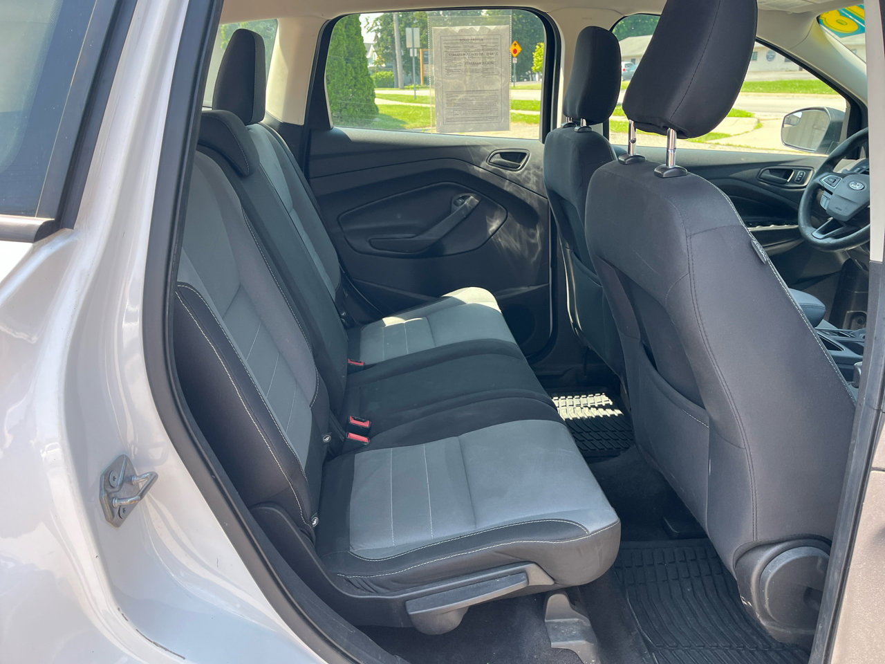 Used 2018 Ford Escape S image 17