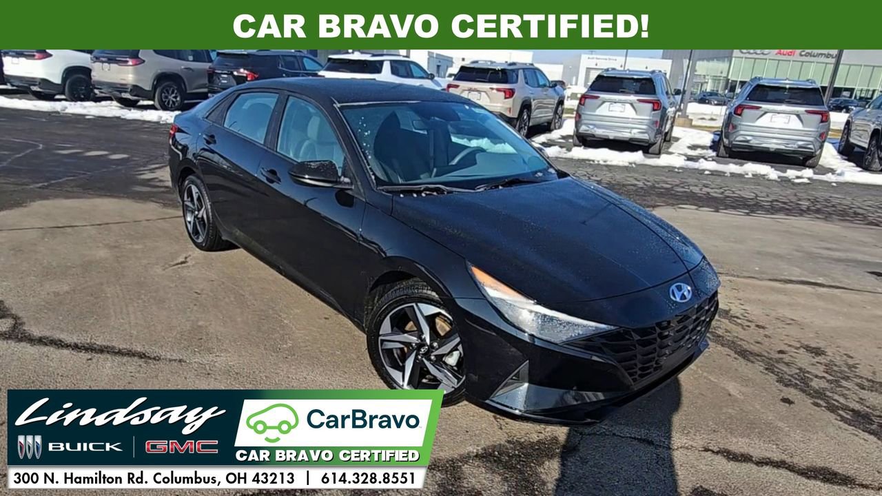 Used 2023 Hyundai Elantra SEL w/ Convenience Package image 2