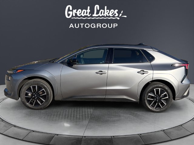 Certified 2026 Subaru Solterra AWD/4WD image 2