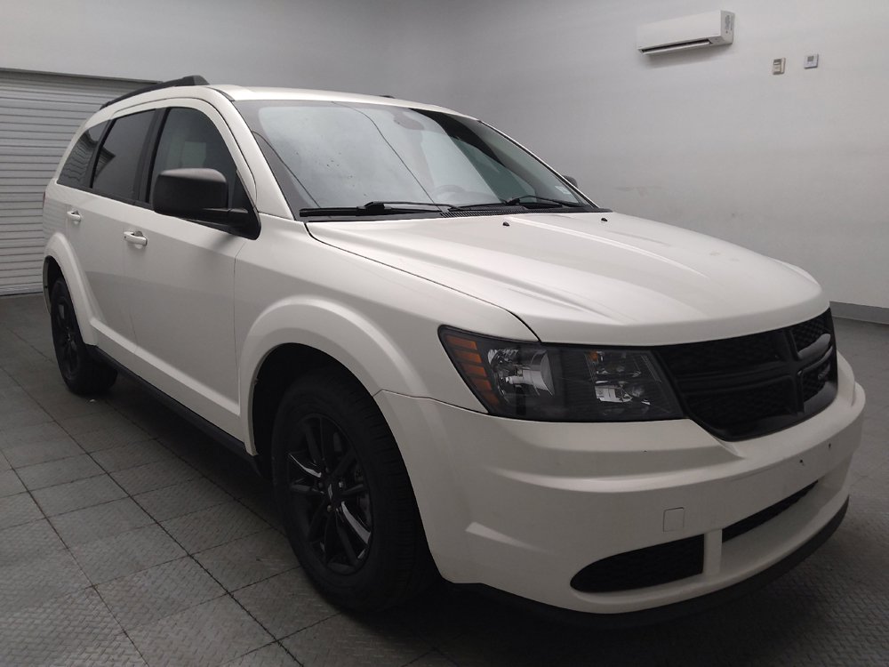 Used 2020 Dodge Journey SE w/ SE Popular Equipment Group FWD image 13