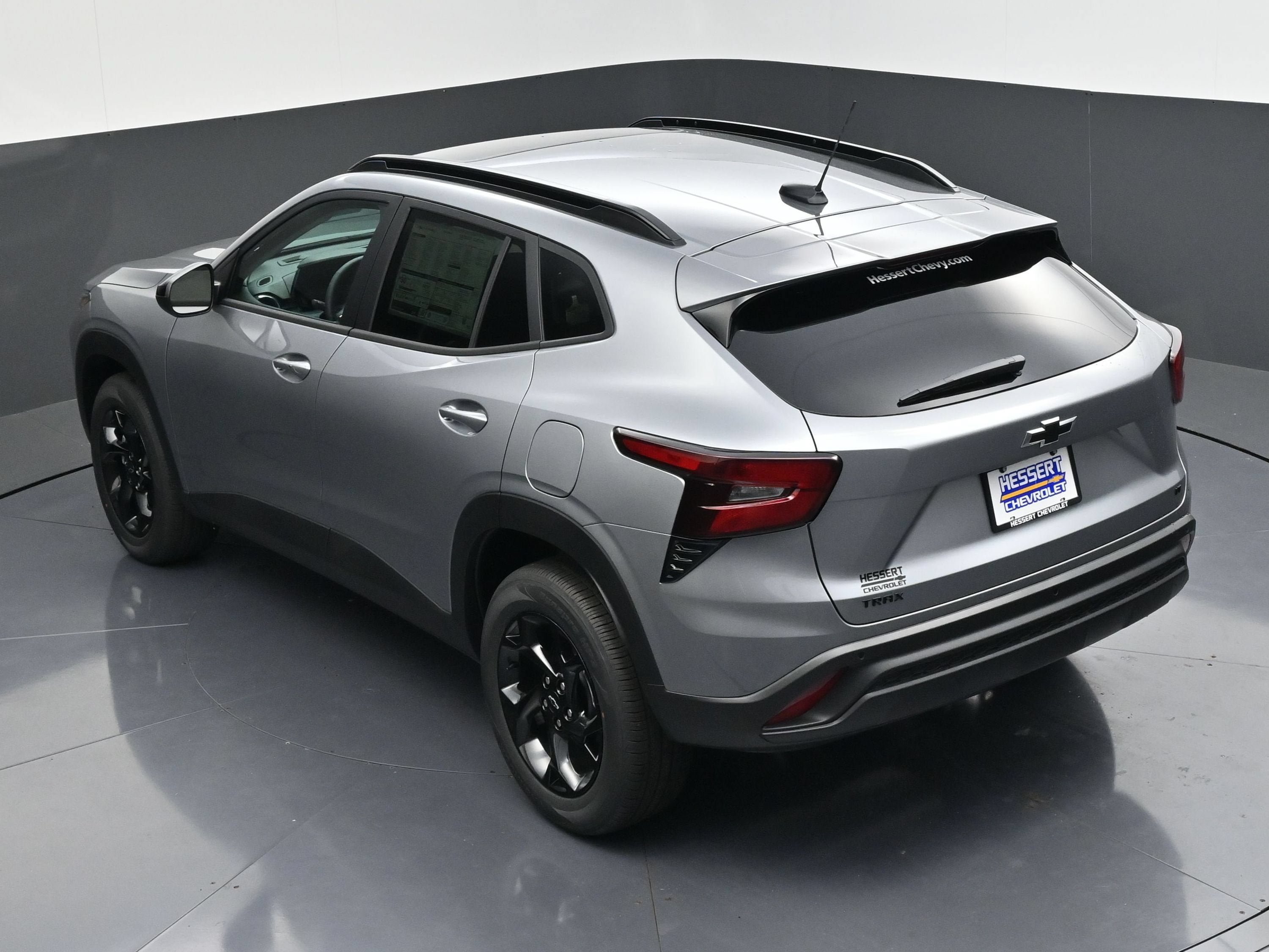 New 2026 Chevrolet Trax LT w/ Sunroof Package FWD image 48