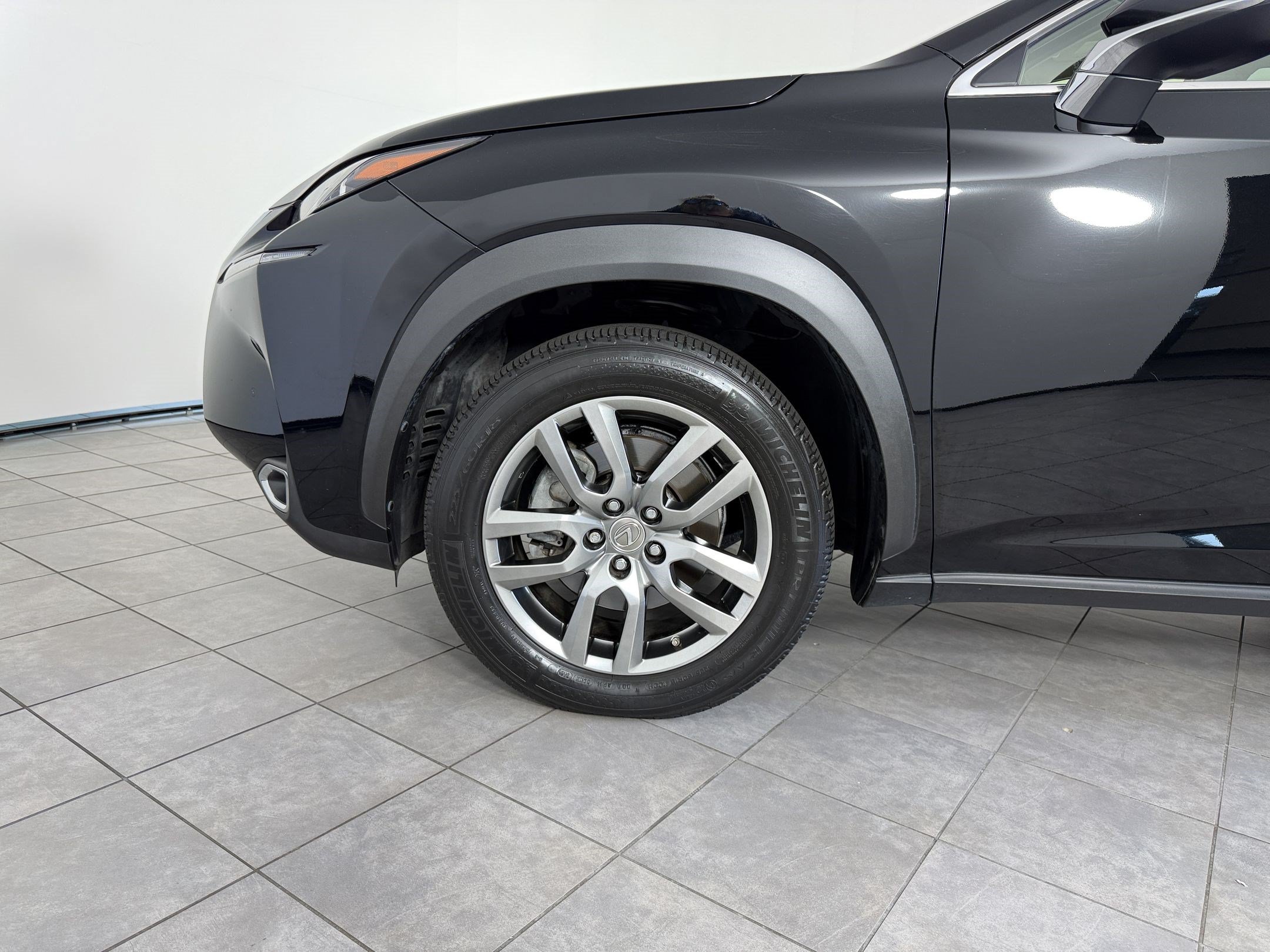 Used 2016 Lexus NX 200t FWD w/ Premium Package image 12