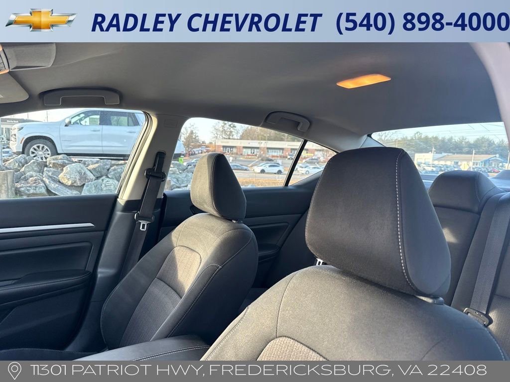 Used 2023 Nissan Altima 2.5 SV image 11